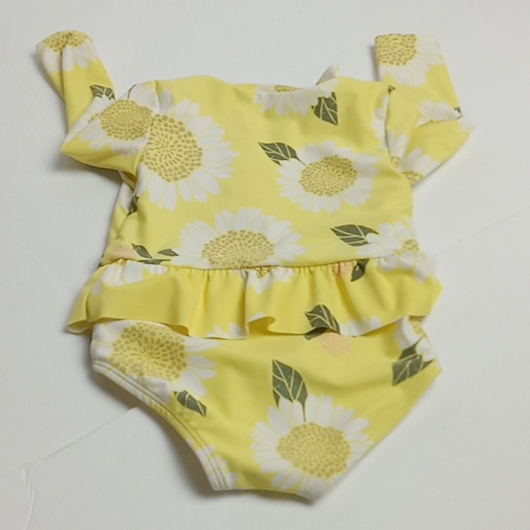 Carters (12mon) - Picture 4 of 4